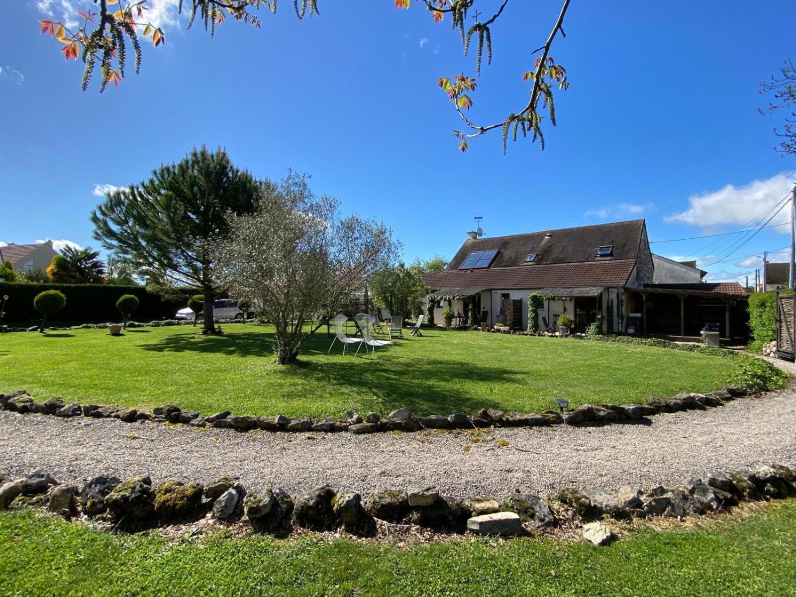 Gite Et Studios Les Barongeres Farges-lès-Chalon エクステリア 写真