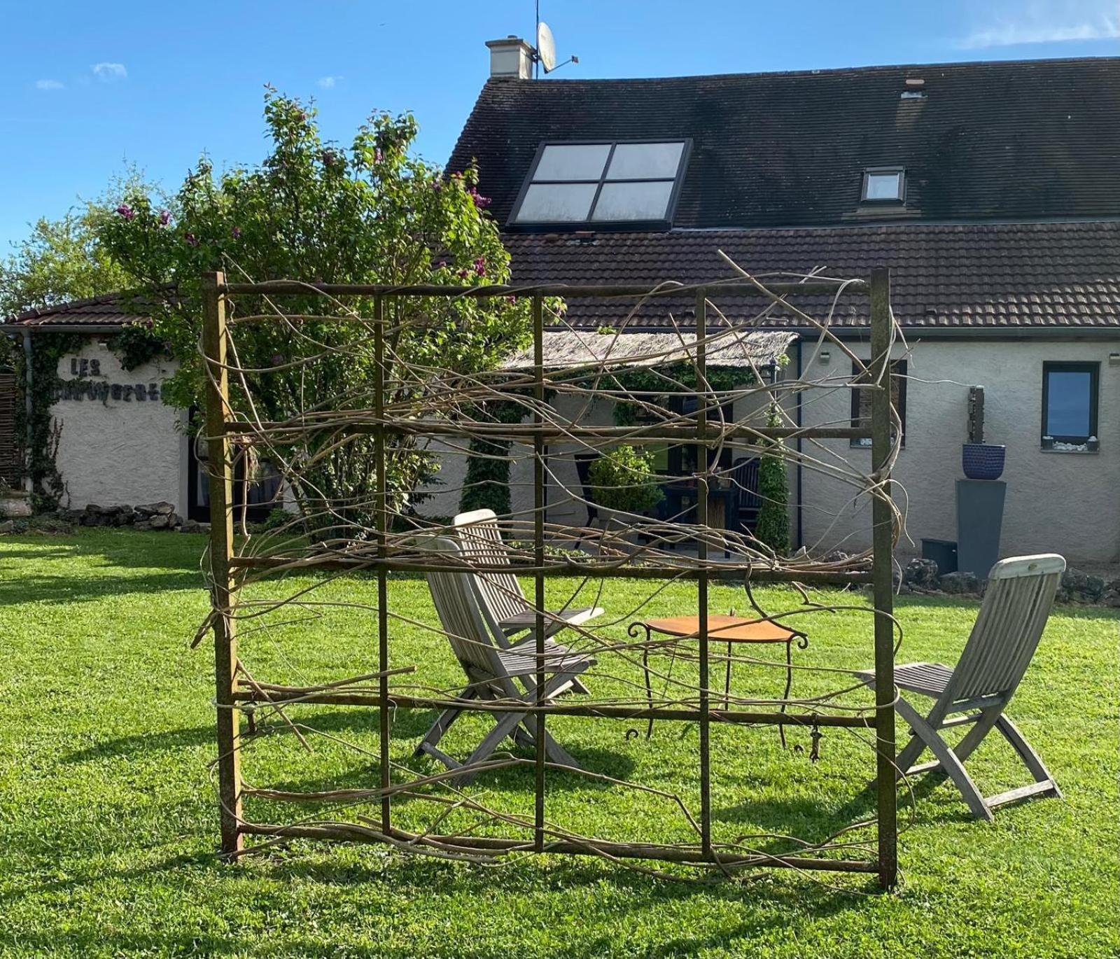 Gite Et Studios Les Barongeres Farges-lès-Chalon エクステリア 写真